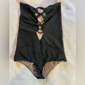 Acacia onepiece swim suit
